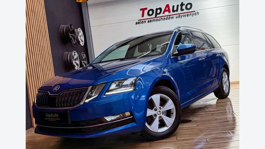 SKODA Octavia -