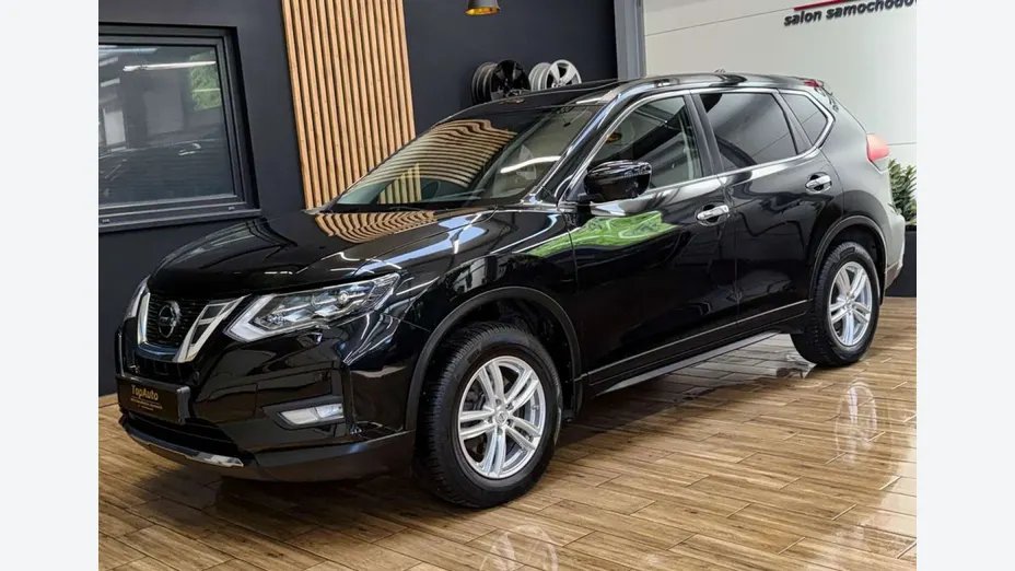 NISSAN X-Trail -