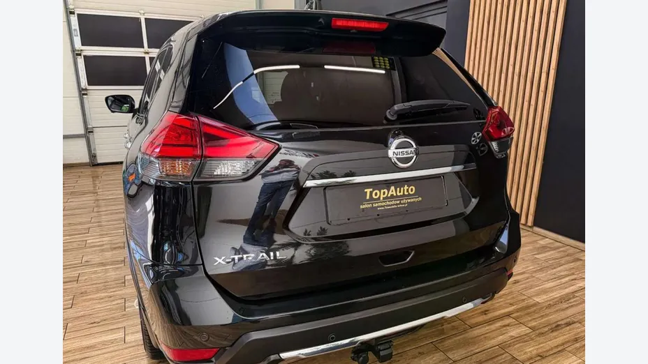 NISSAN X-Trail -