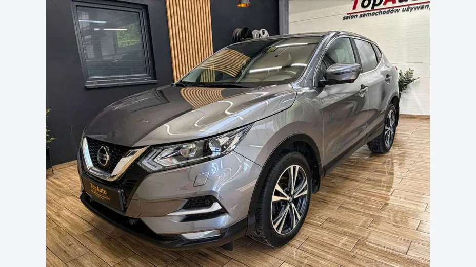 NISSAN Qashqai -