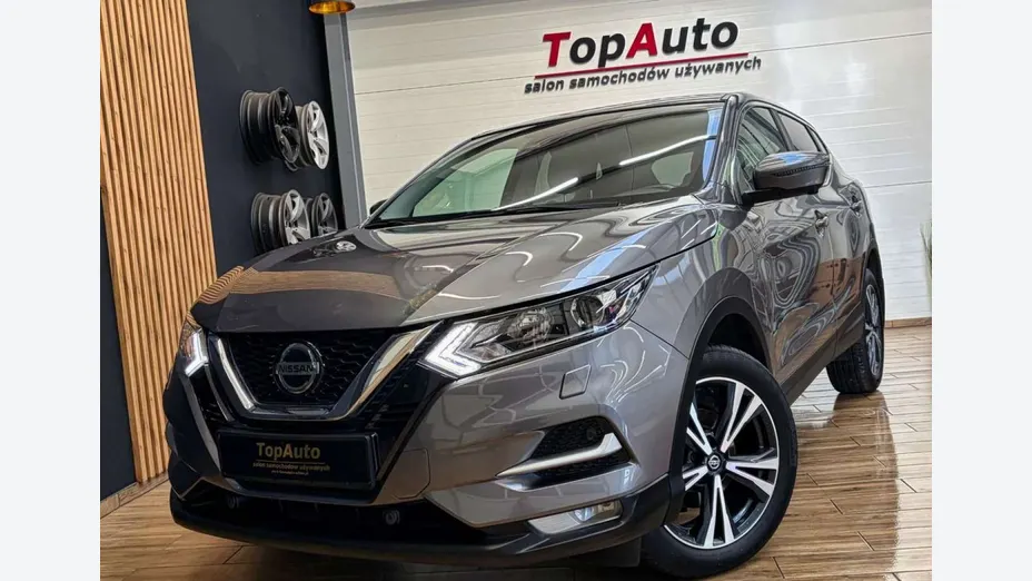 NISSAN Qashqai -
