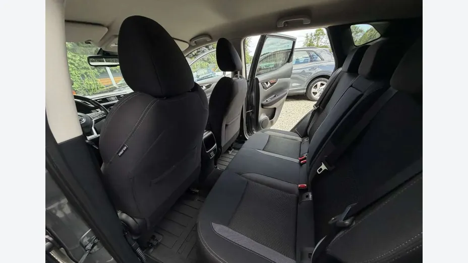 NISSAN Qashqai -