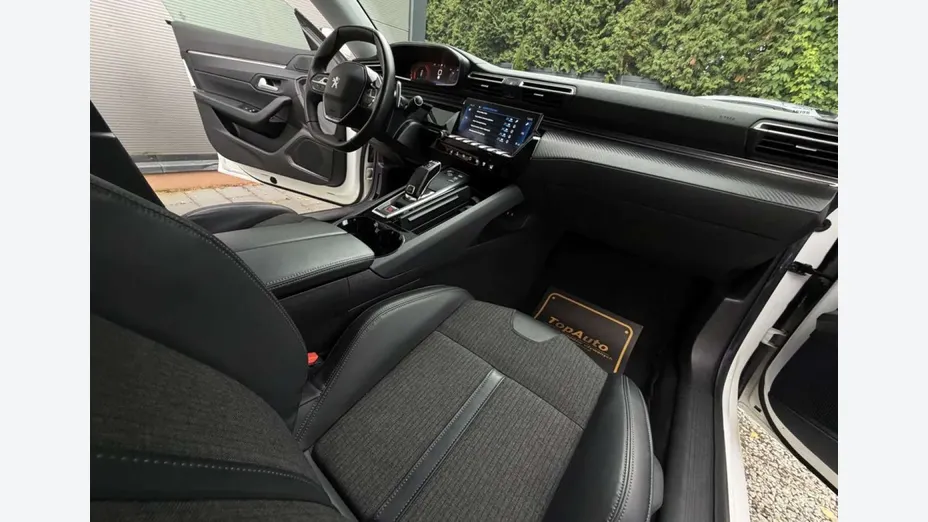 PEUGEOT 508 -