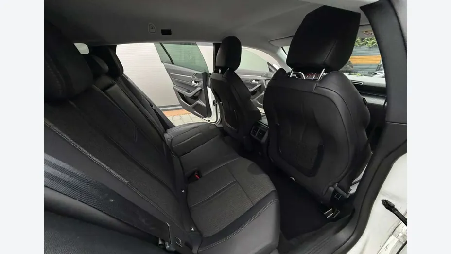 PEUGEOT 508 -