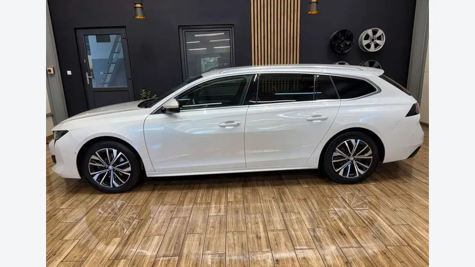PEUGEOT 508 -