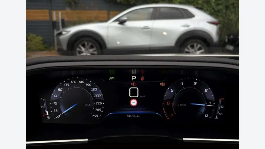 PEUGEOT 508 -