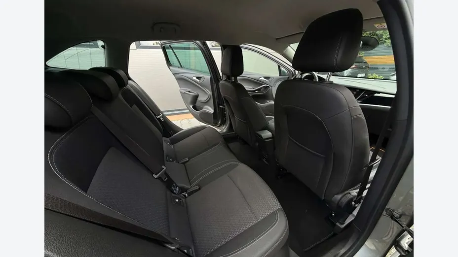 OPEL Astra -