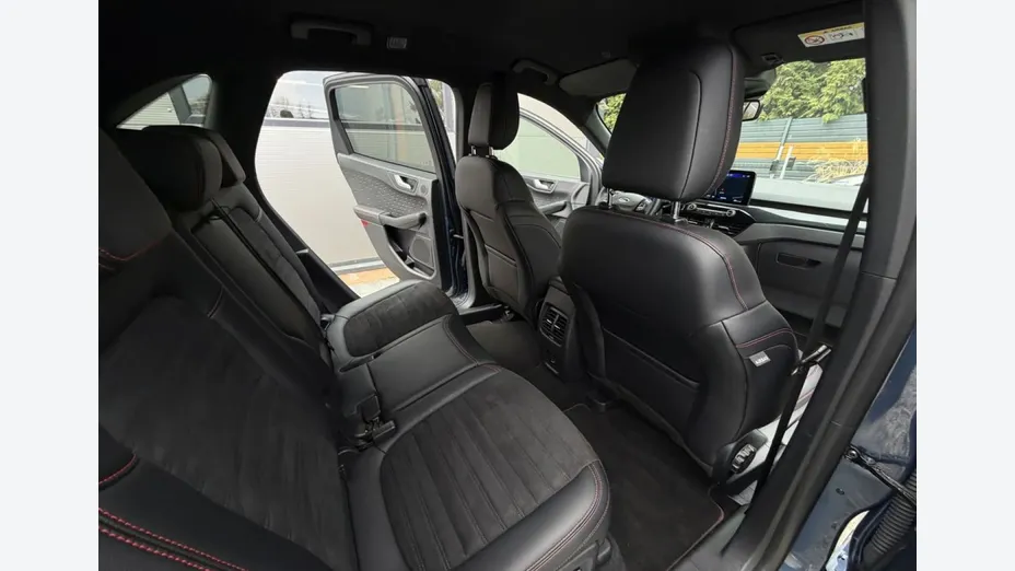 FORD Kuga -