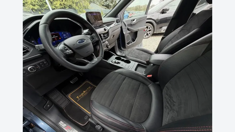 FORD Kuga -