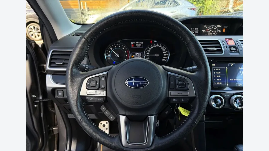 SUBARU Forester -