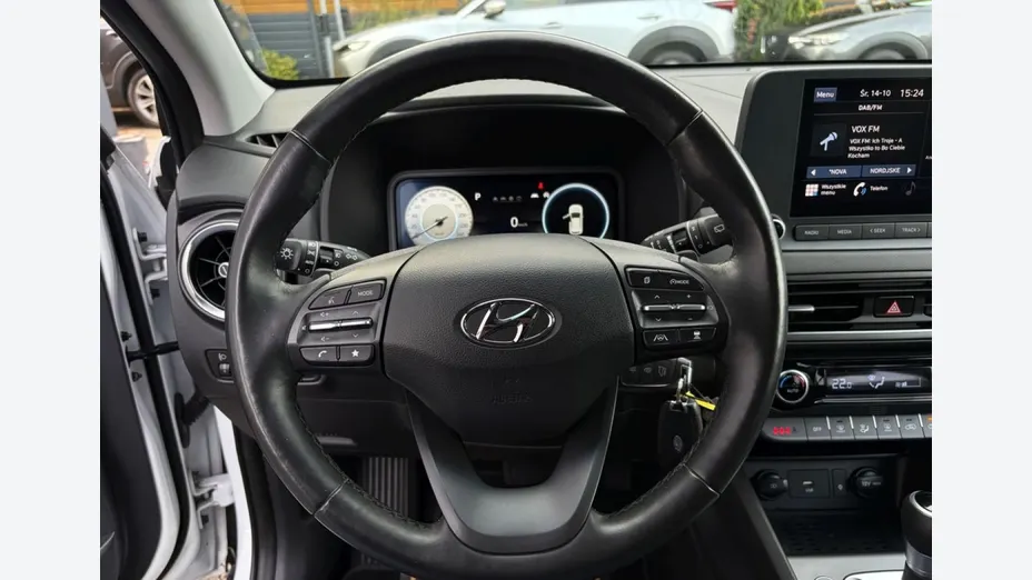 HYUNDAI Kona -