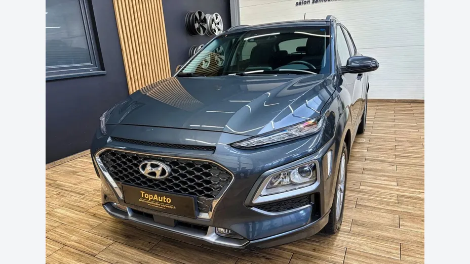 HYUNDAI Kona -