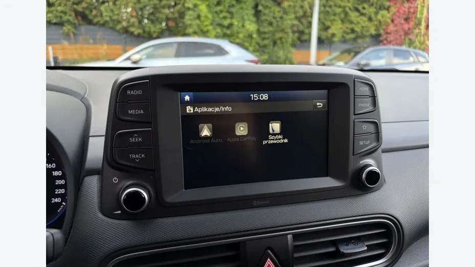 HYUNDAI Kona -