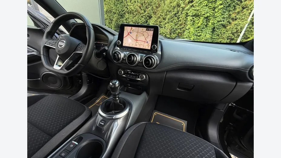 NISSAN Juke -