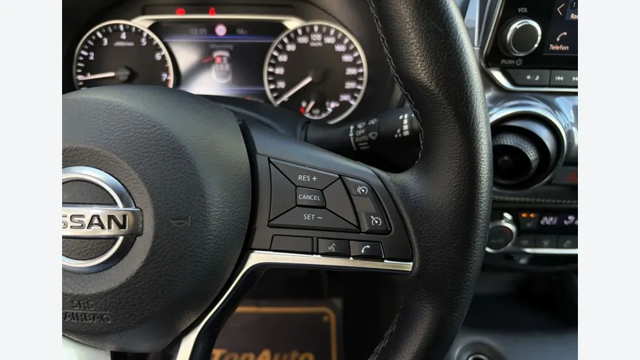 NISSAN Juke -