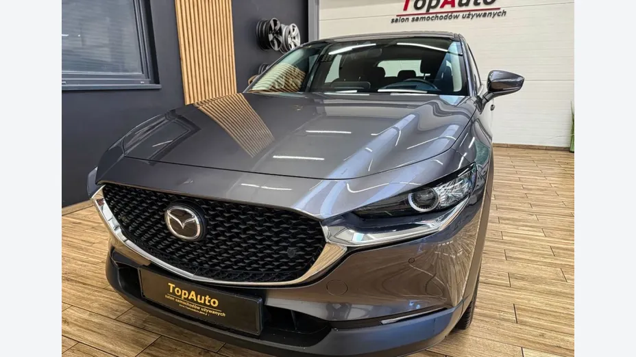 MAZDA CX-30 -
