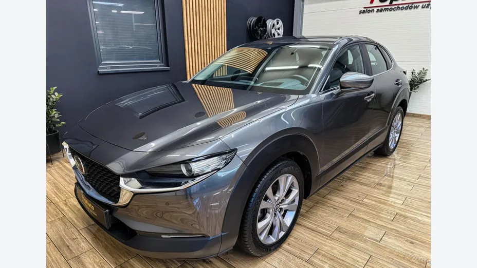 MAZDA CX-30 -