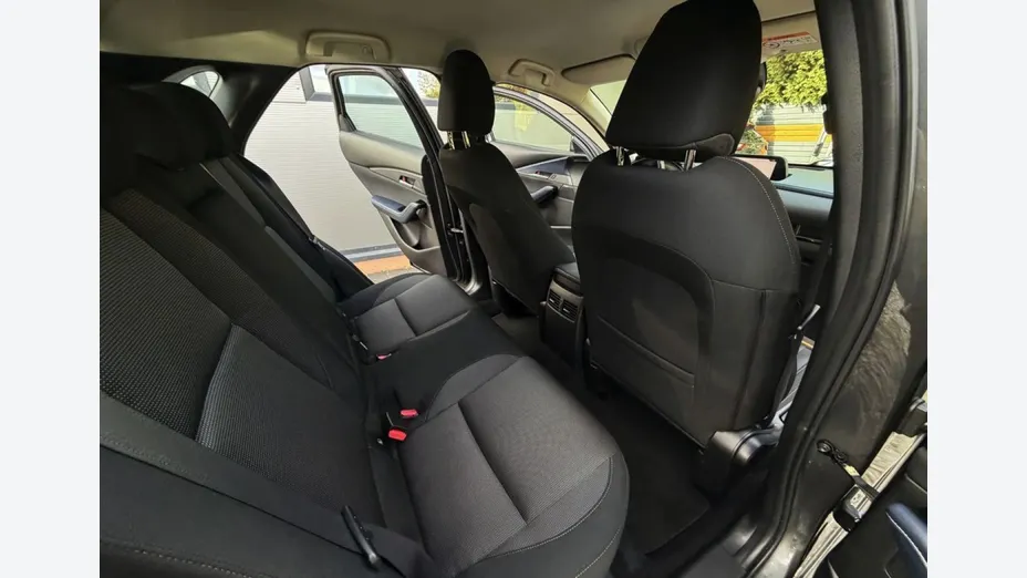 MAZDA CX-30 -