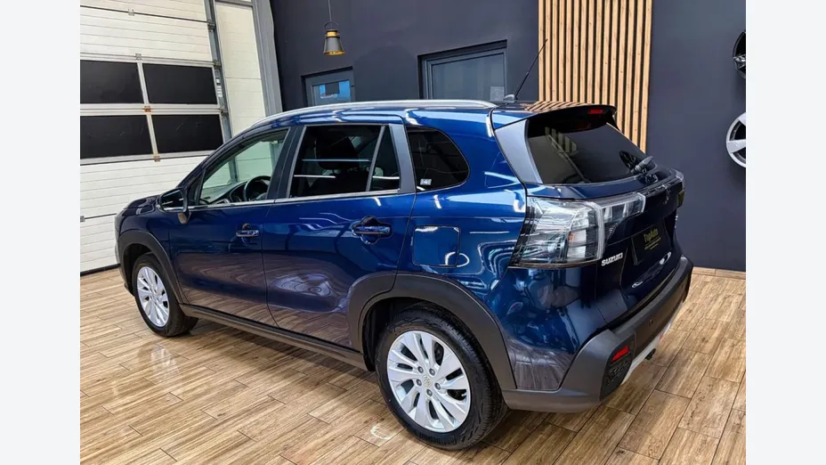 SUZUKI SX4 -