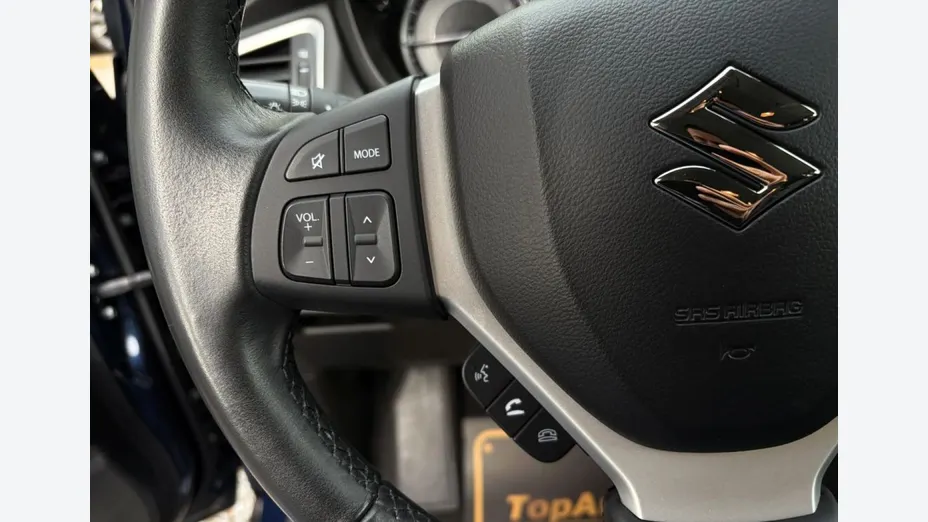 SUZUKI SX4 -