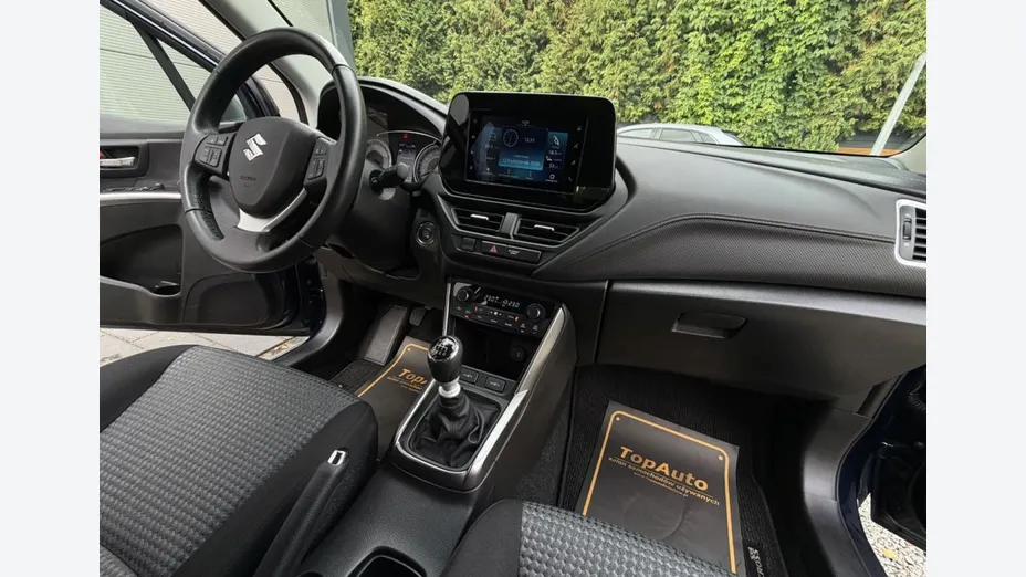 SUZUKI SX4 -