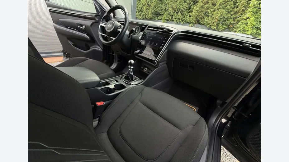 HYUNDAI Tucson -