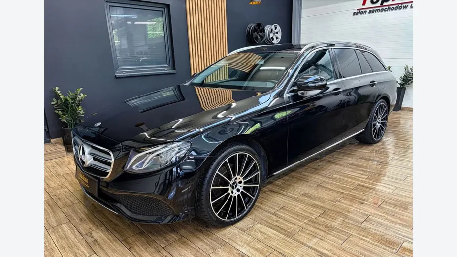 MERCEDES-BENZ E Klasa -