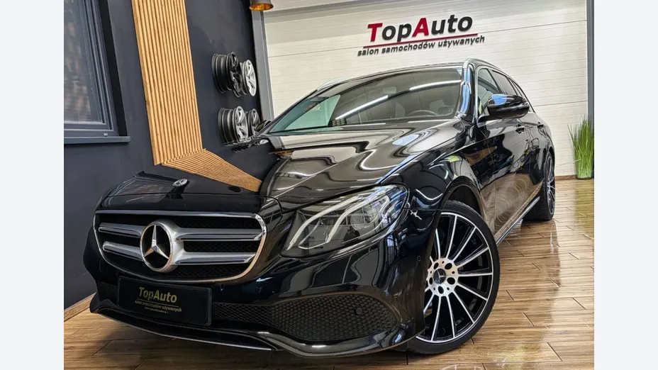 MERCEDES-BENZ E Klasa -