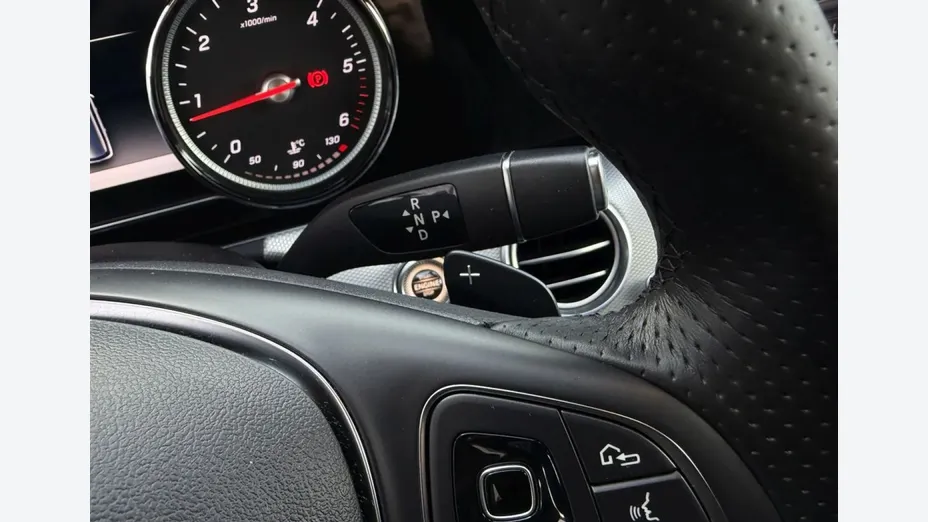 MERCEDES-BENZ E Klasa -