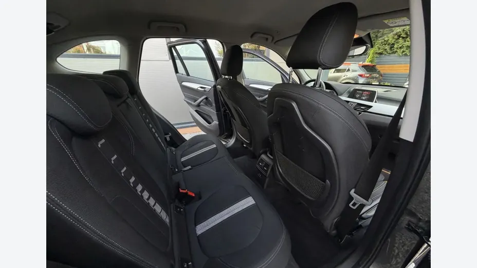 BMW X1 -