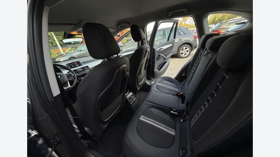 BMW X1 -