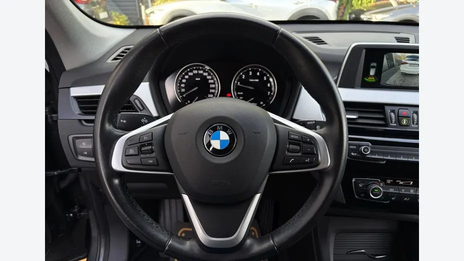 BMW X1 -