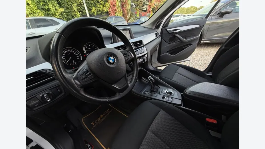 BMW X1 -