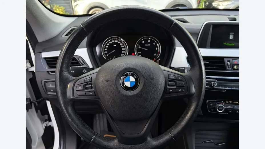 BMW X1 -