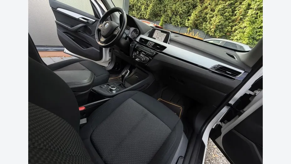 BMW X1 -