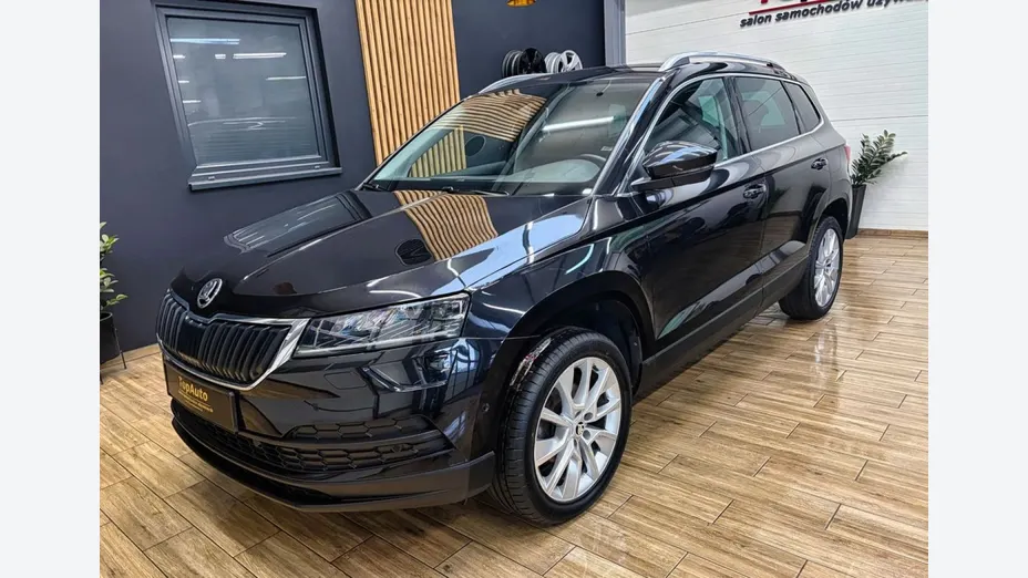 SKODA Karoq -