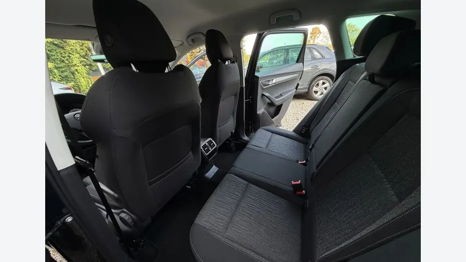 SKODA Karoq -