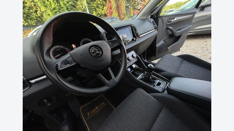 SKODA Karoq -