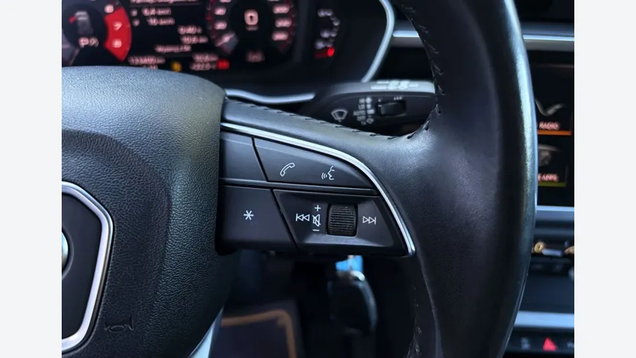 AUDI Q3 -