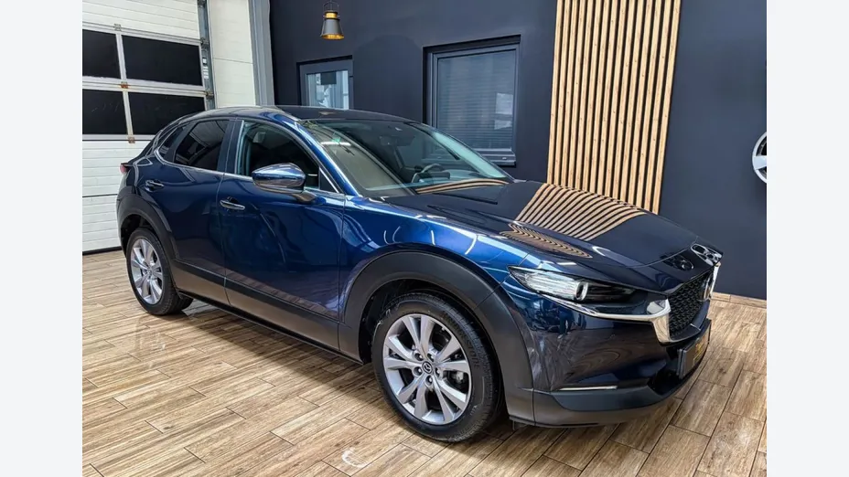 MAZDA CX-30 -