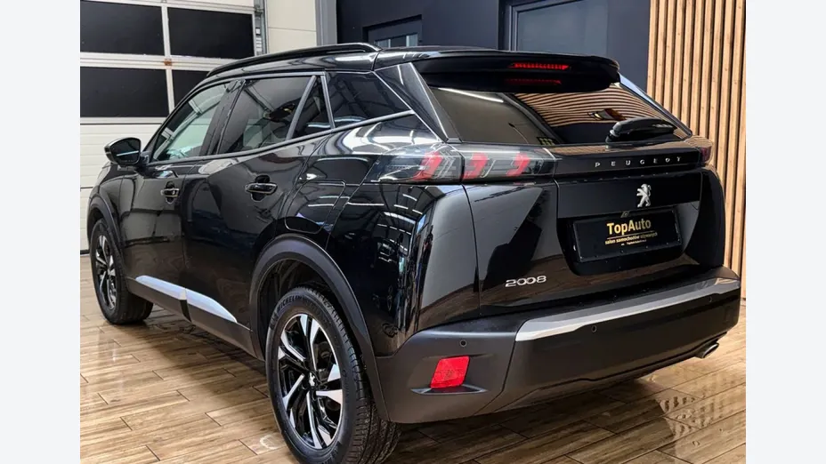 PEUGEOT 2008 -