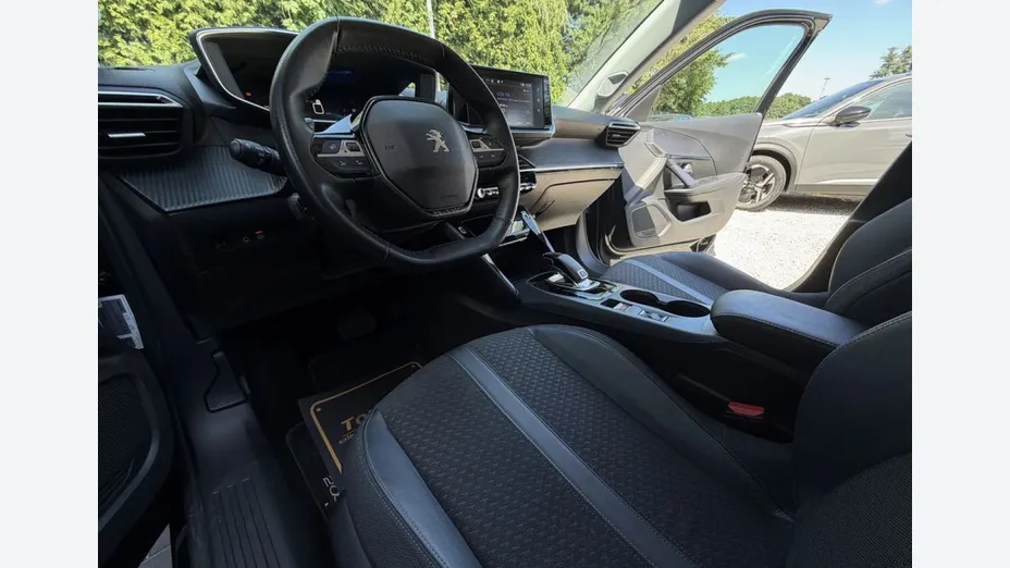 PEUGEOT 2008 -