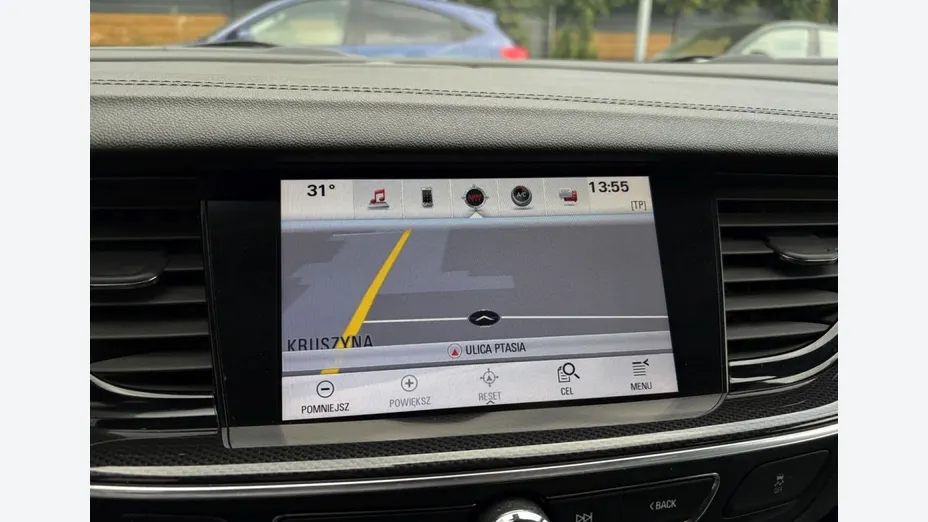OPEL Insignia -