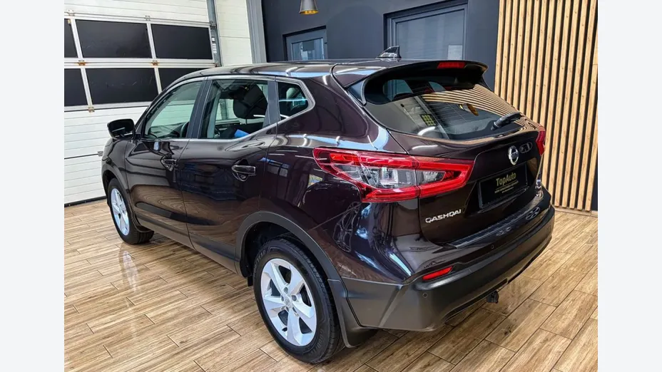 NISSAN Qashqai -
