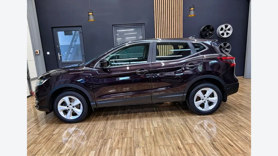 NISSAN Qashqai -