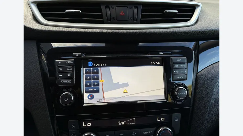 NISSAN Qashqai -