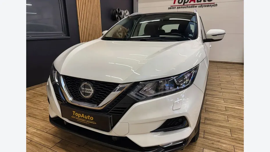 NISSAN Qashqai -