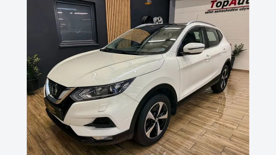 NISSAN Qashqai -