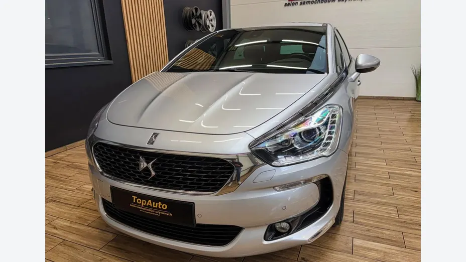CITROEN DS5 -