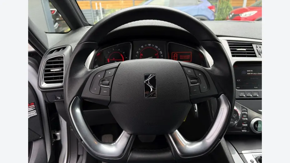CITROEN DS5 -